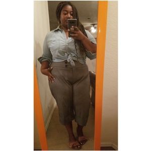 ***Plus Size Capri Pants w/Cuff detail***